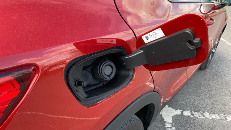 Volvo Xc40 2.0 B4P Plus Dark 5dr AWD Auto Petrol Estate